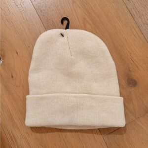Urban Outfitters Jessie Beanie